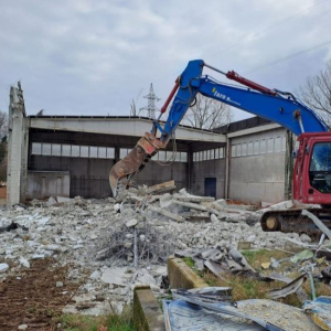 Lavori di demolizione Centro sportivo Gianni Falchi