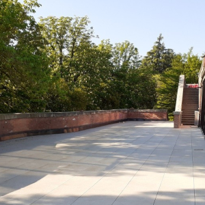 Biblioteca Tassinari Clò - Particolare esterno